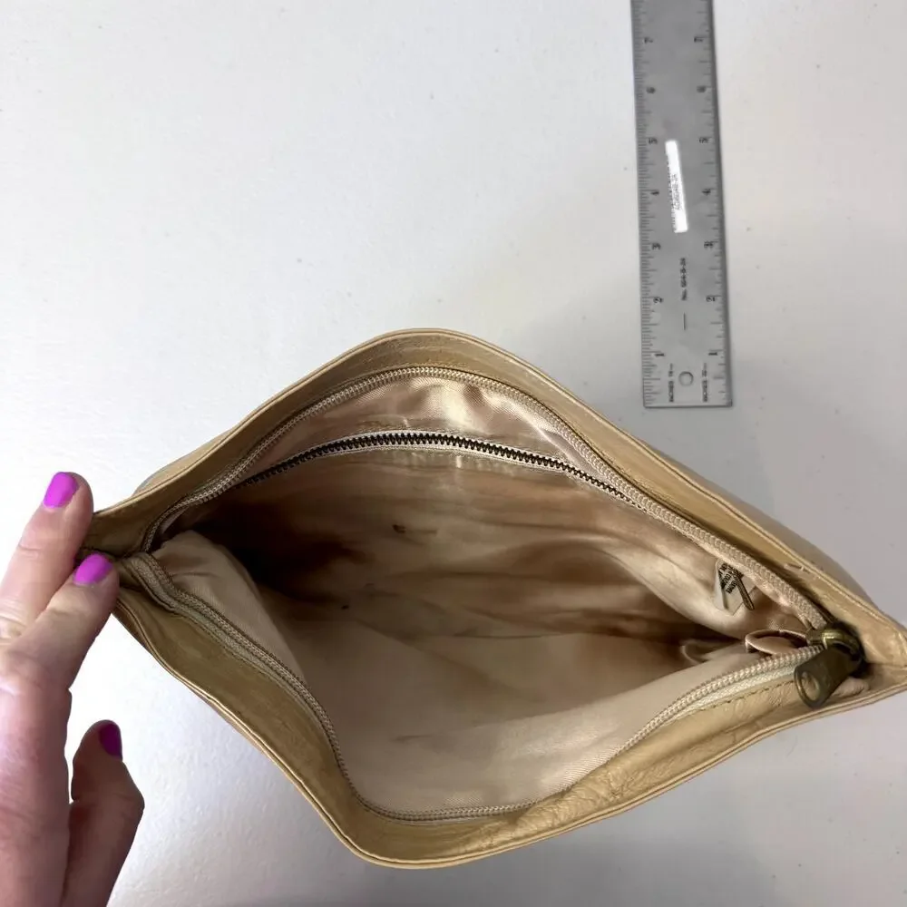 Stunning Vintage Soft Leather Beige Tan Clutch Purse